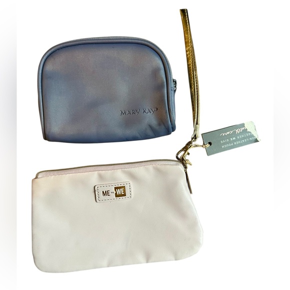 Mary Kay Accessories - Small Cosemetic Bags - Set of 2